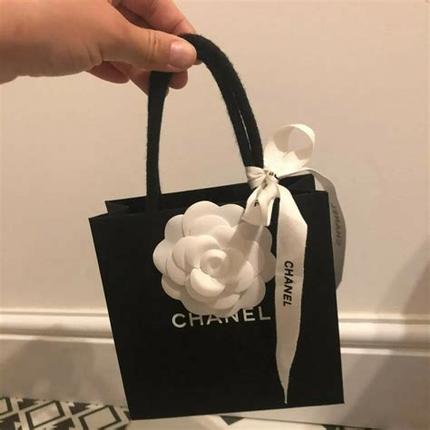 chanel packaging flower|where to get chanel packaging.